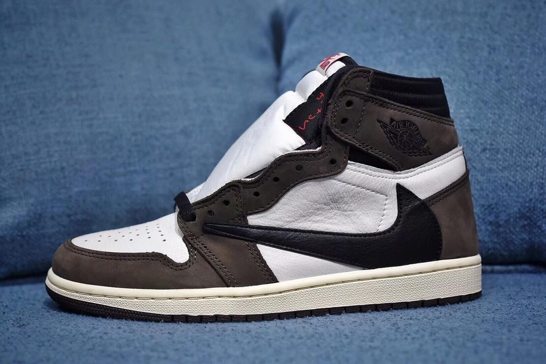 H12 에어조던 1 트래비스 스캇