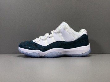 PK 에어조던 11 로우 남뱀피