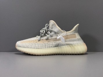 GOD 이지부스트 350 V2 룬드마크 리플렉티브