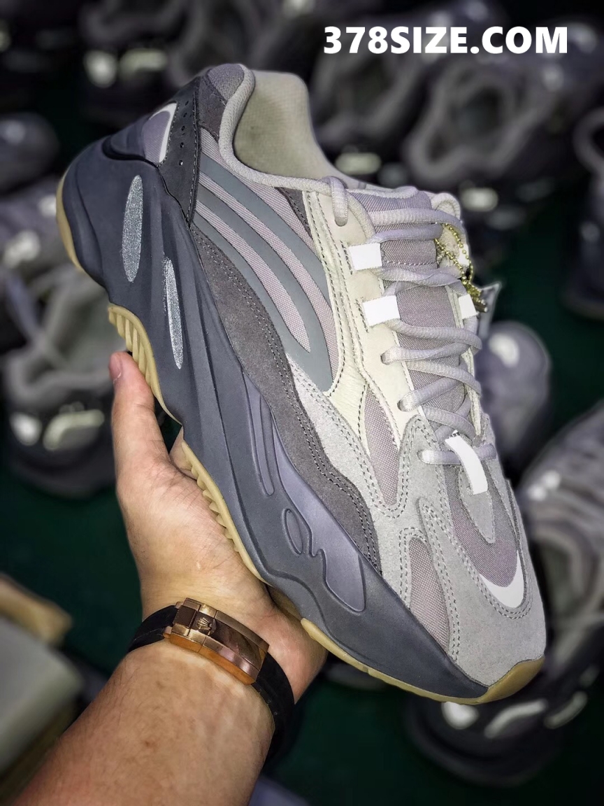 H12 이지부스트 700 테프라