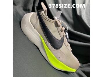 나이키 문레이서 볼트