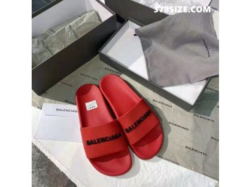 발렌시아가 텍스트 로고 슬라이드