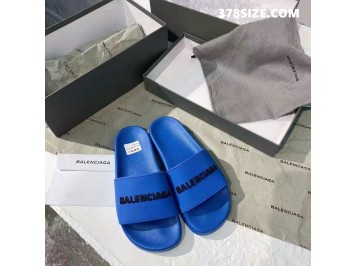 발렌시아가 텍스트 로고 슬라이드