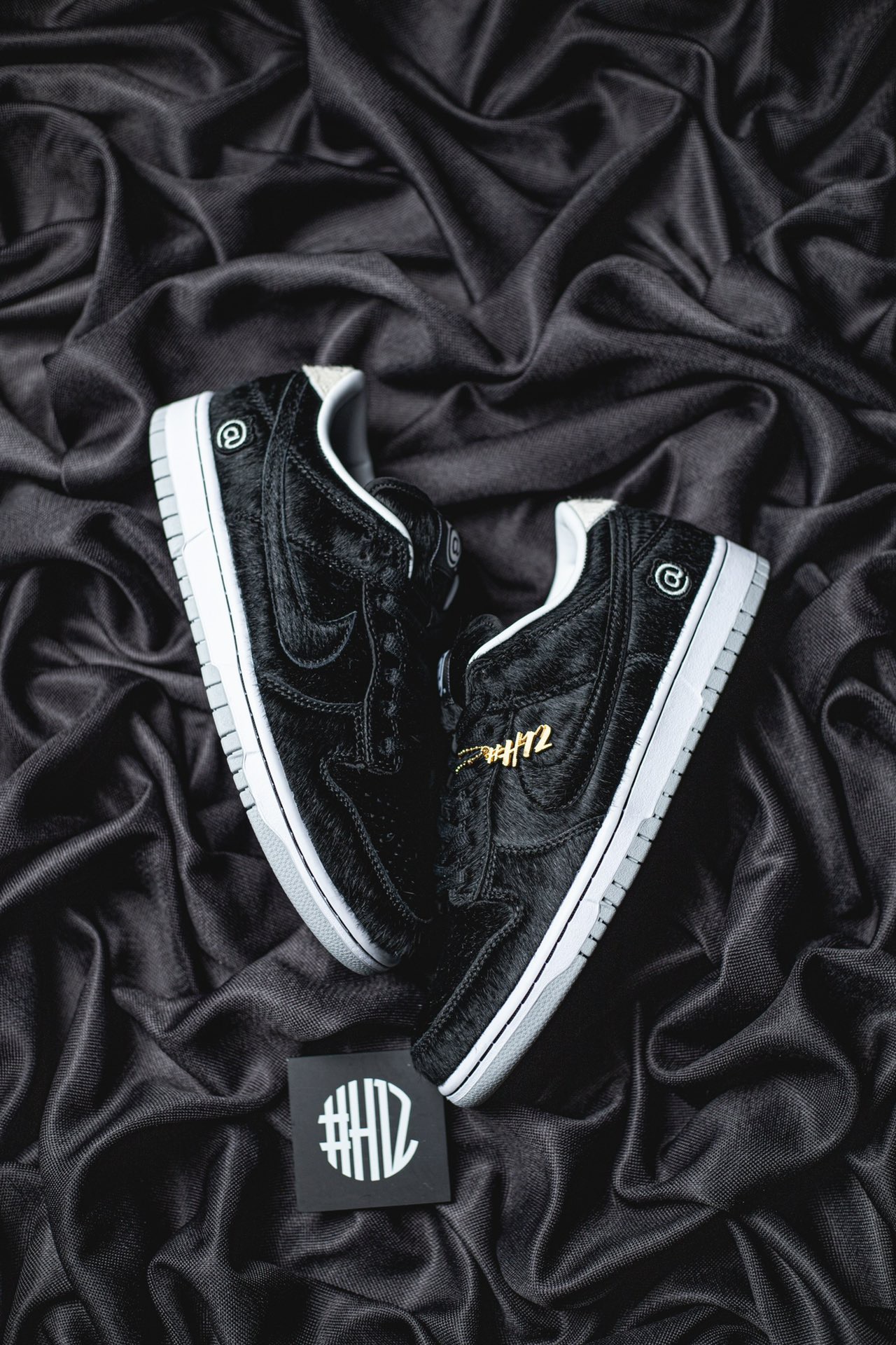 H12 나이키 덩크로우 sb 메디콤토이 베어브릭