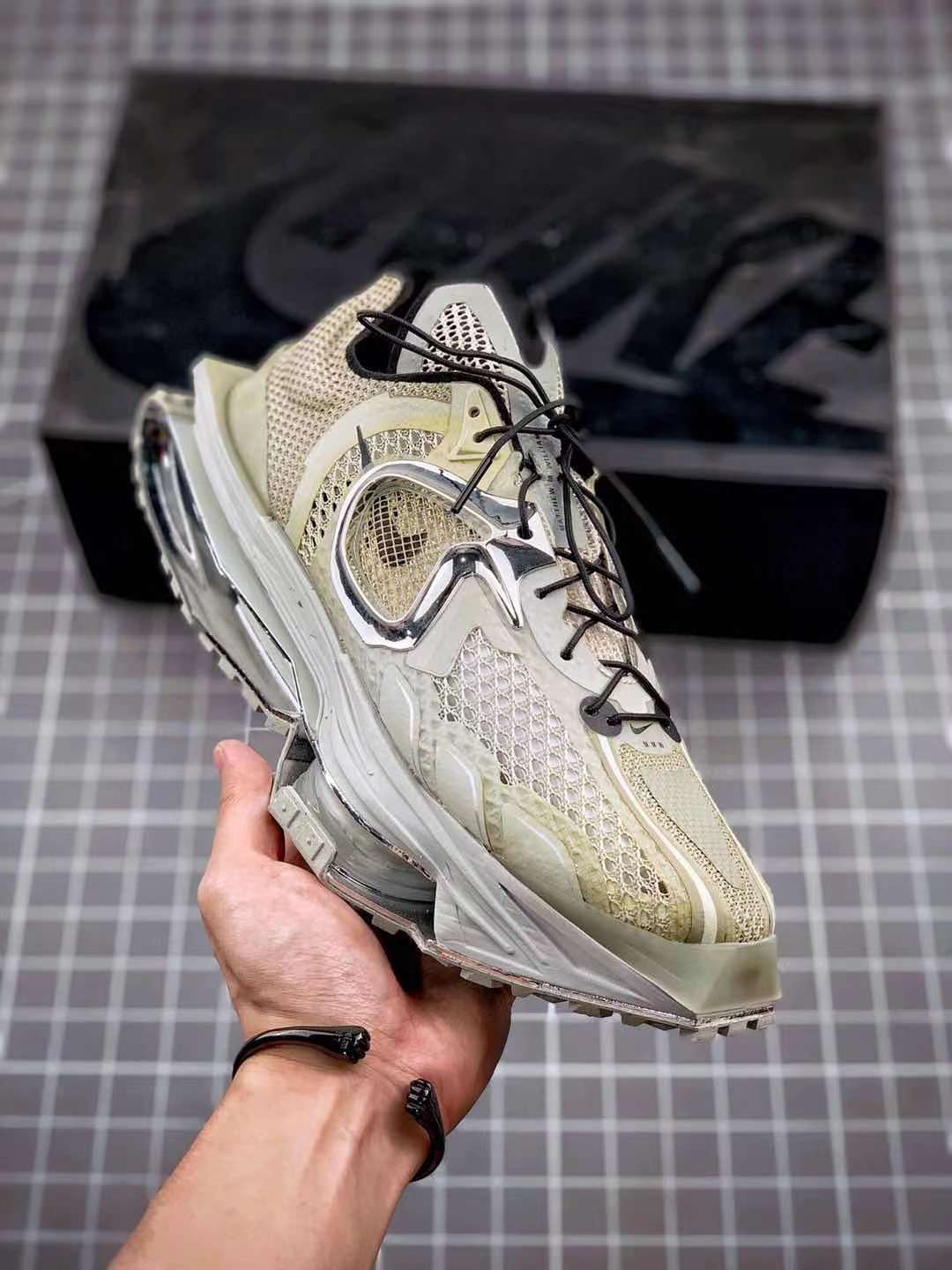 나이키 x 메튜 M 윌리암스 줌 004 스톤