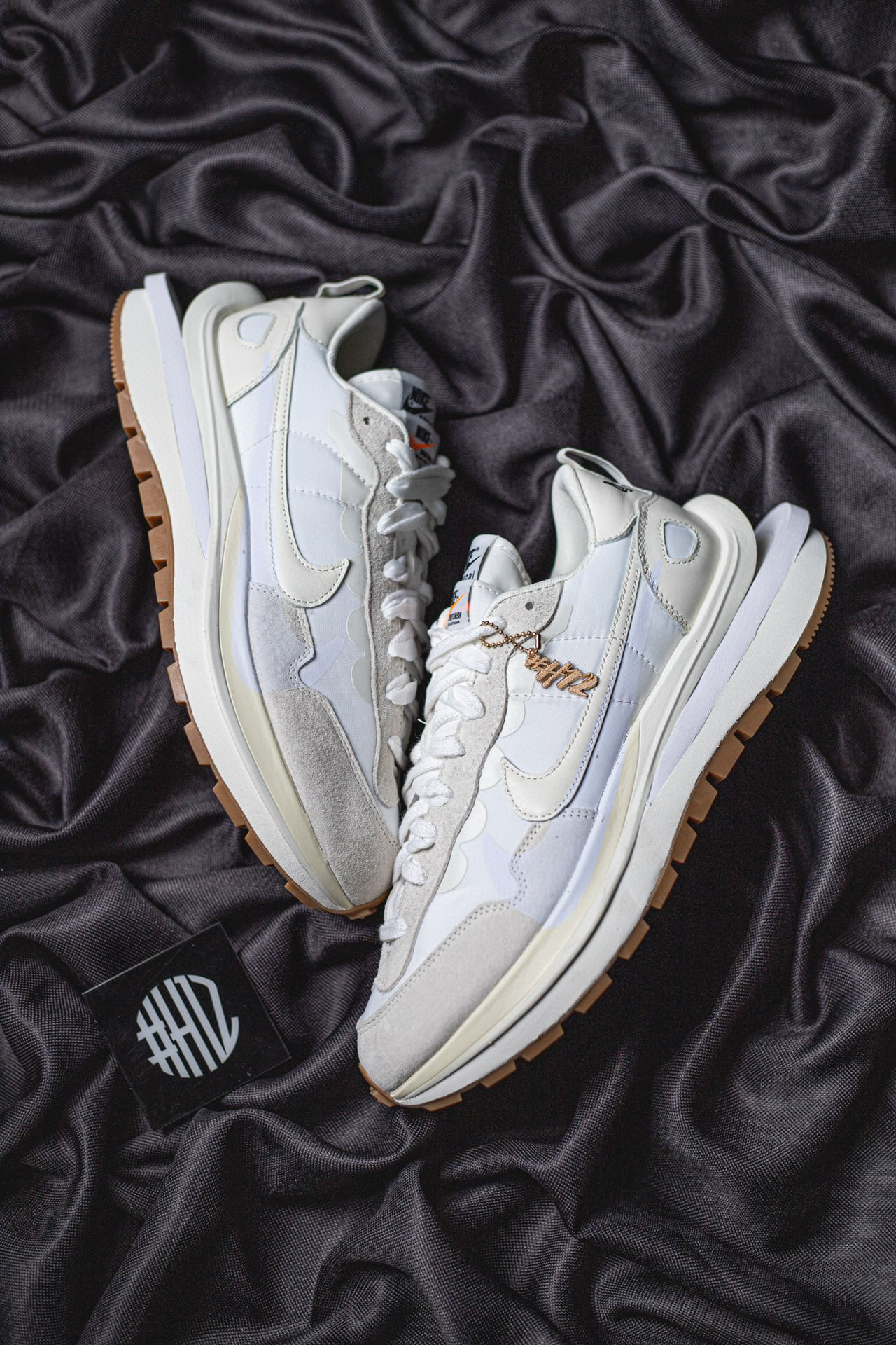 H12 나이키 사카이 베이퍼 화이트 DD1875-100