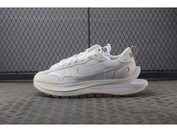 TOP 나이키 사카이 베이퍼 와플 화이트