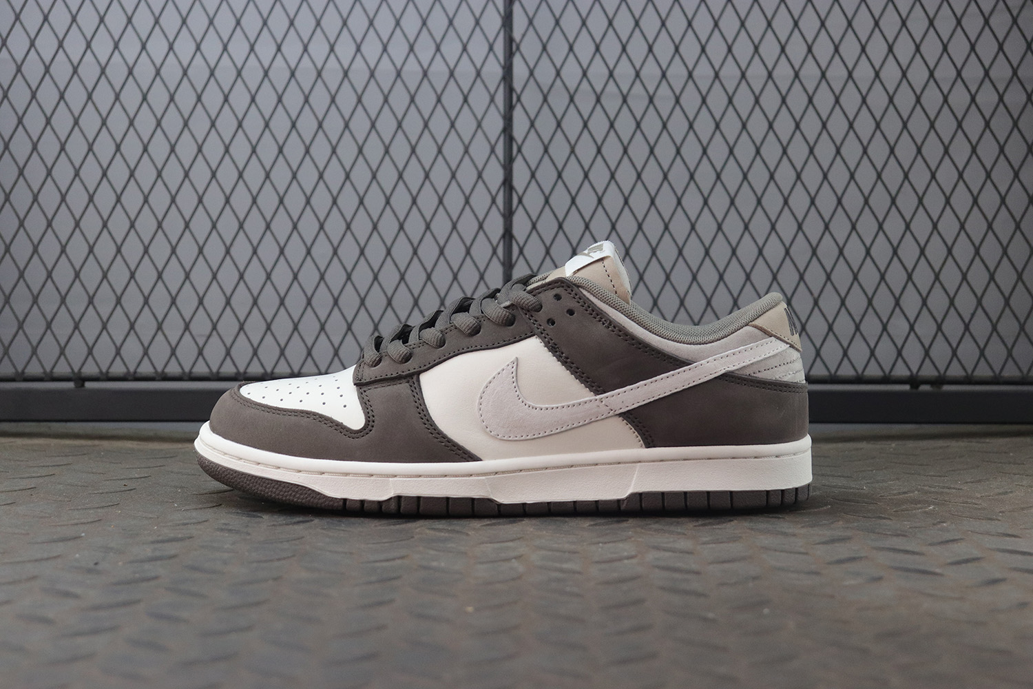 NIKE DUNK KATSUHIRO O TOMO LF0039-001