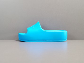 발렌시아가 654315 W1S89 4000