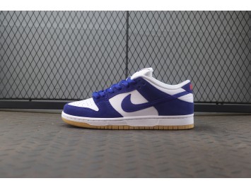 나이키 SB 덩크 로우 프로 프리미엄 딥 로얄 블루 DO9395-400