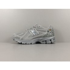 WM 뉴발란스 1906R 그레이 브라운 M1906RU