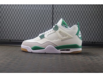 조던 4 x 나이키 SB 레트로 파인 그린 DR5415-103