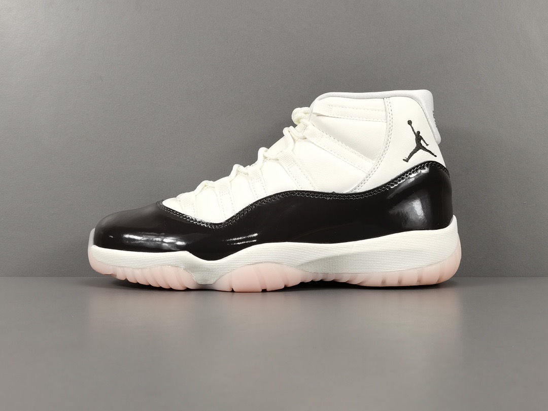GOD WMNS AIR JORDAN 11 RETRO AR0715-101