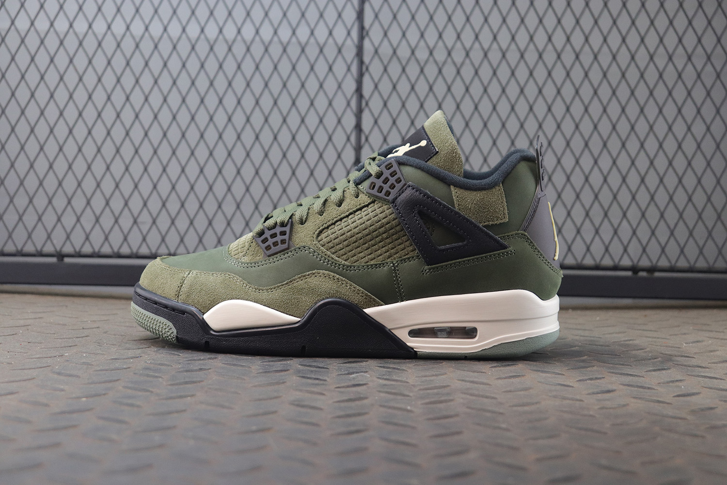 Y3 조던 4 레트로 SE 크래프트 미디움 올리브 FB9927-200