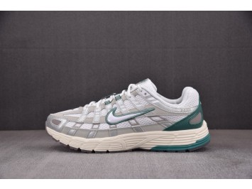 R 나이키 P-6000 라이트 본 메탈릭 실버 HF4308-072