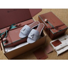 로로피아나 Loro Piana Summer Charms Walk