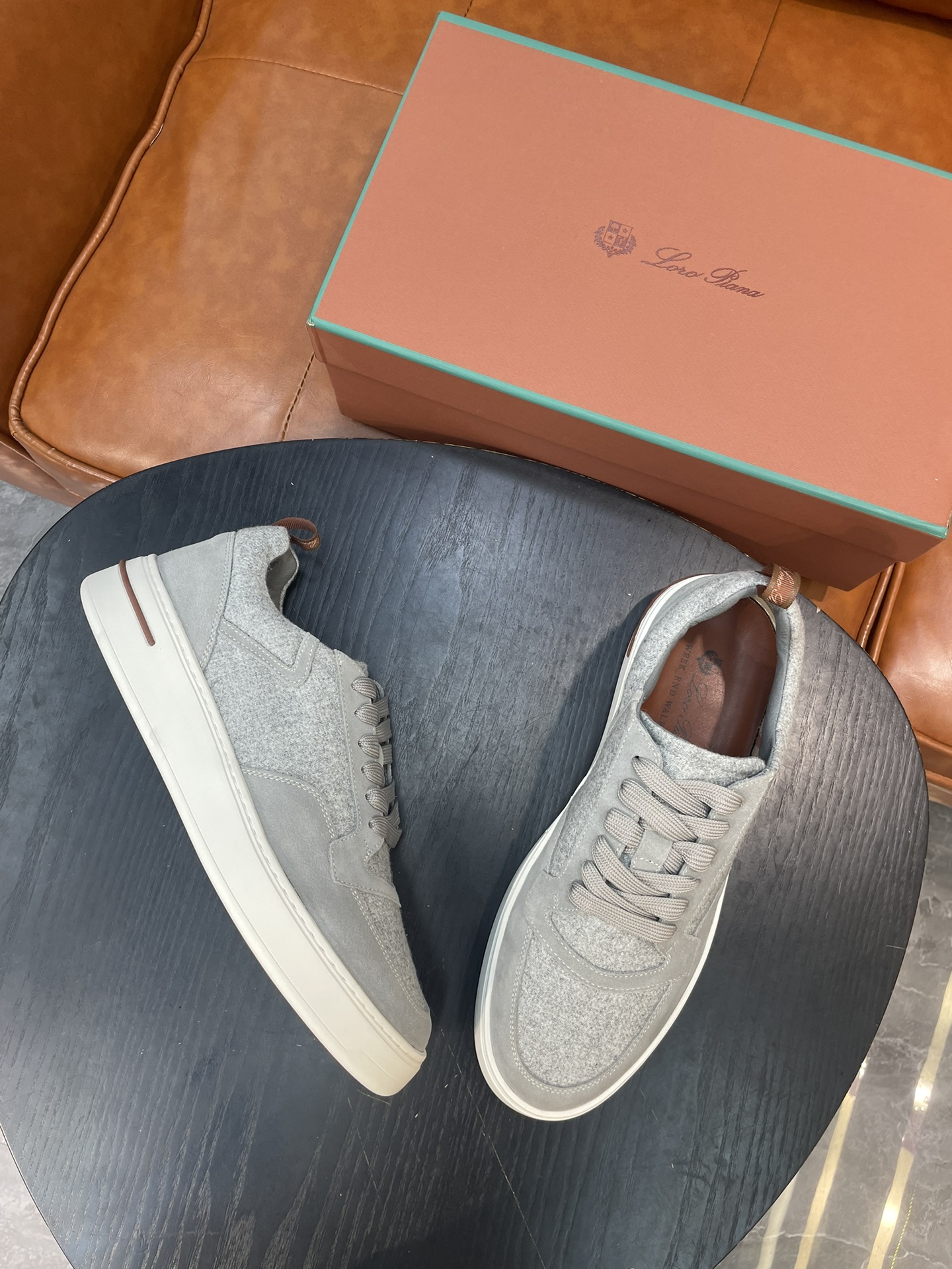 로로피아나 Loro Piana Newport Walk