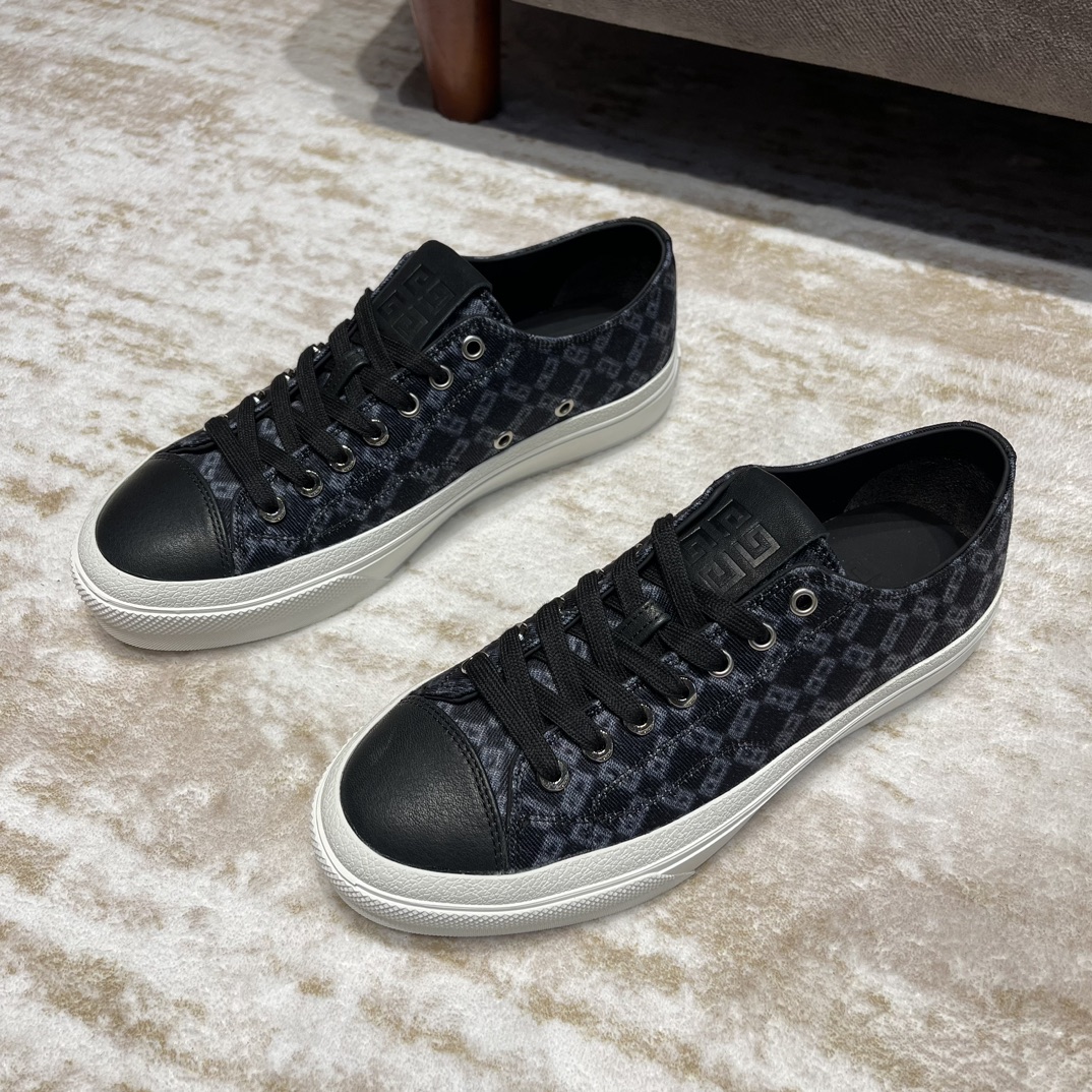 지방시 Givenchy 스니커즈