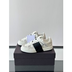 발렌티노 Valentino 스니커즈