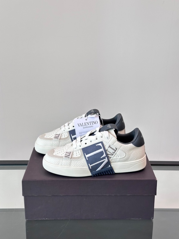 발렌티노 Valentino 스니커즈