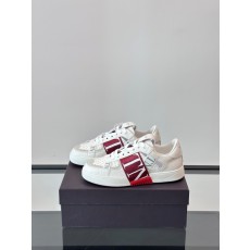 발렌티노 Valentino 스니커즈