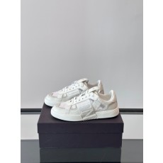 발렌티노 Valentino 스니커즈