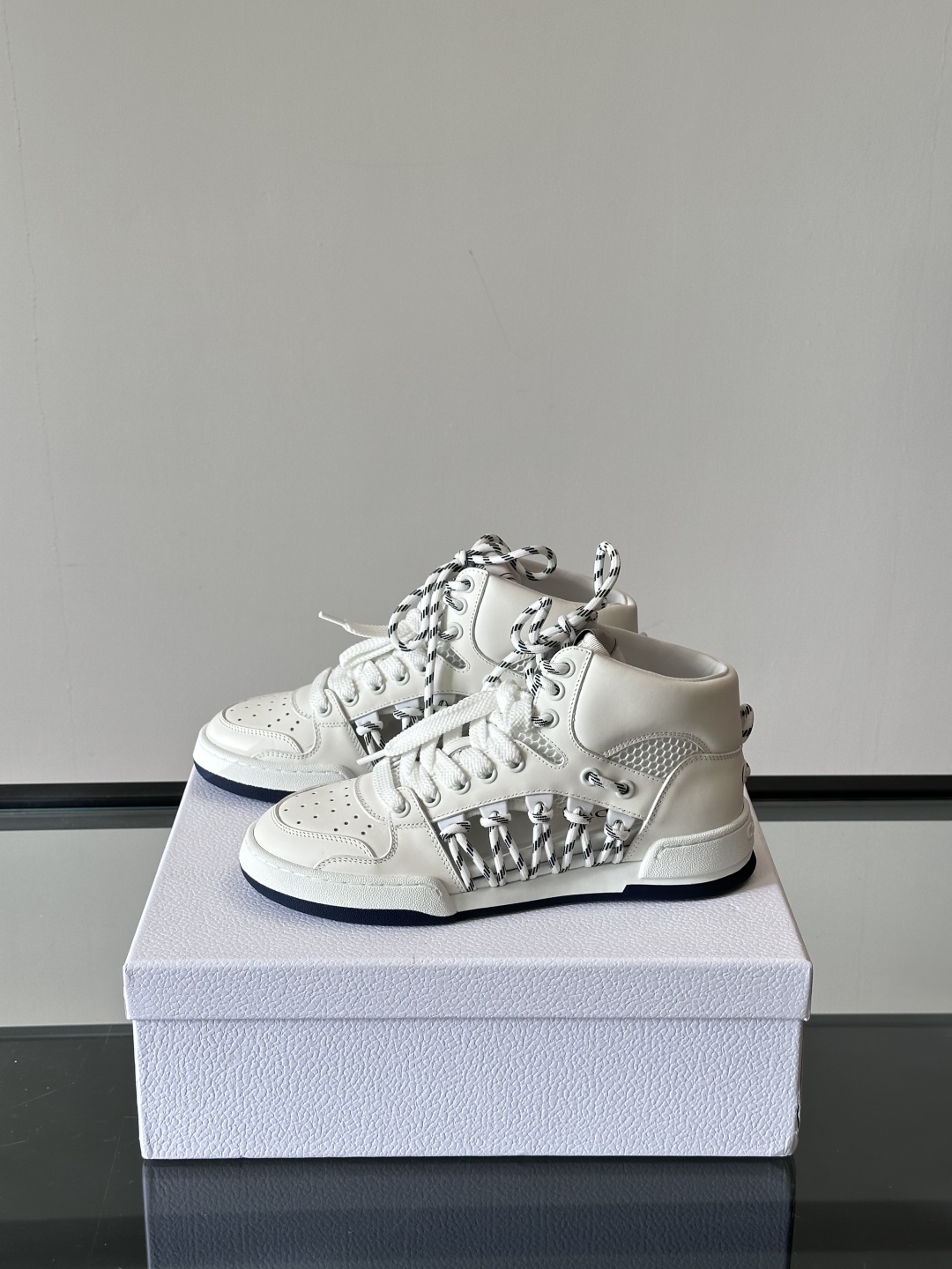 디올 Dior 스니커즈