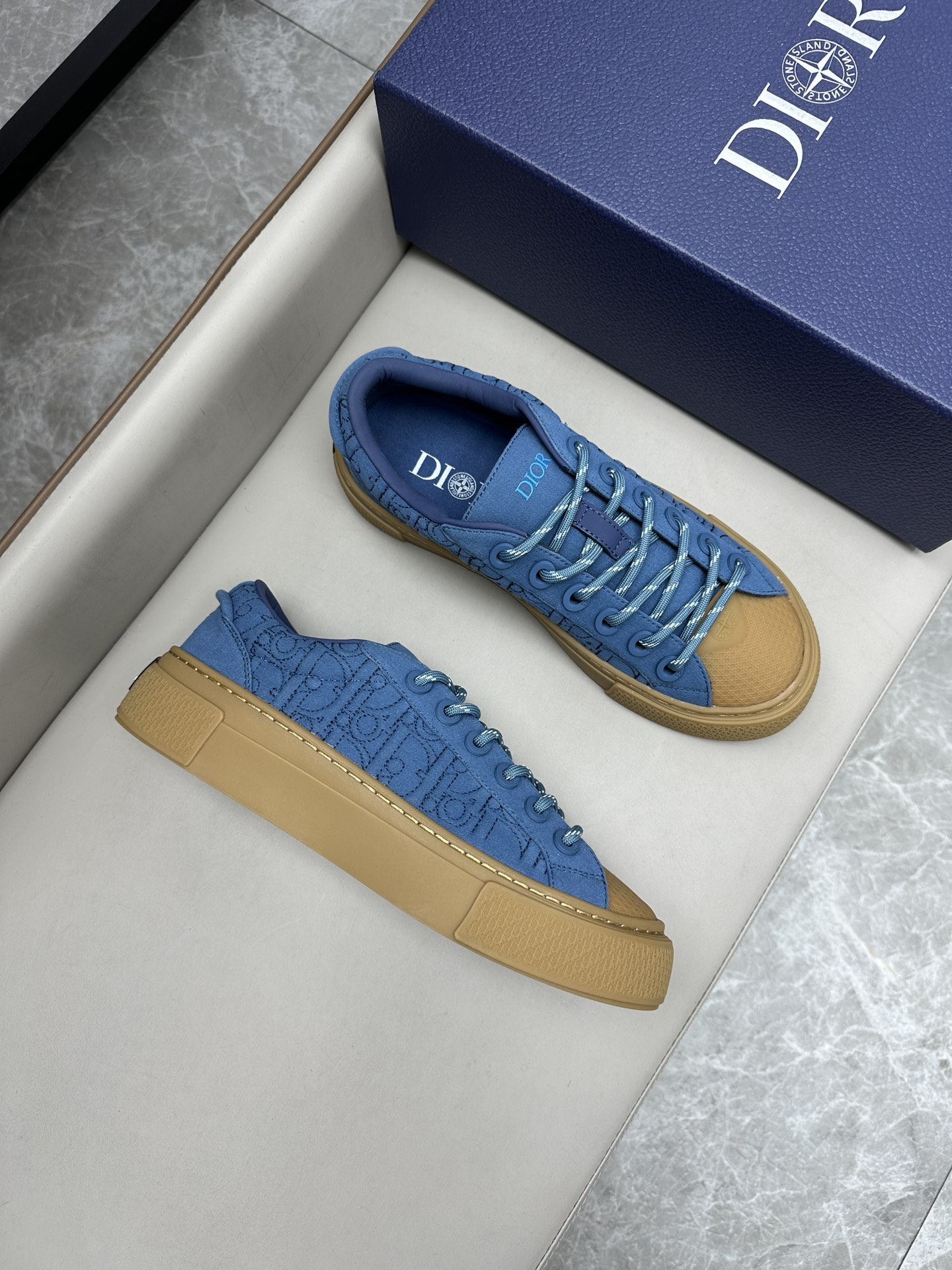 디올 Dior 스니커즈