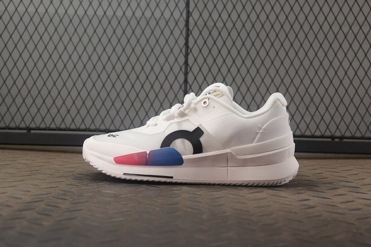 MC 온 러닝 더 로저 프로 2 화이트 말리부 3ME10302840