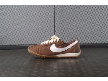 【CY】NK Moon Shoe SP Jacquemus Fauna Brown  棕色 HV8547-200